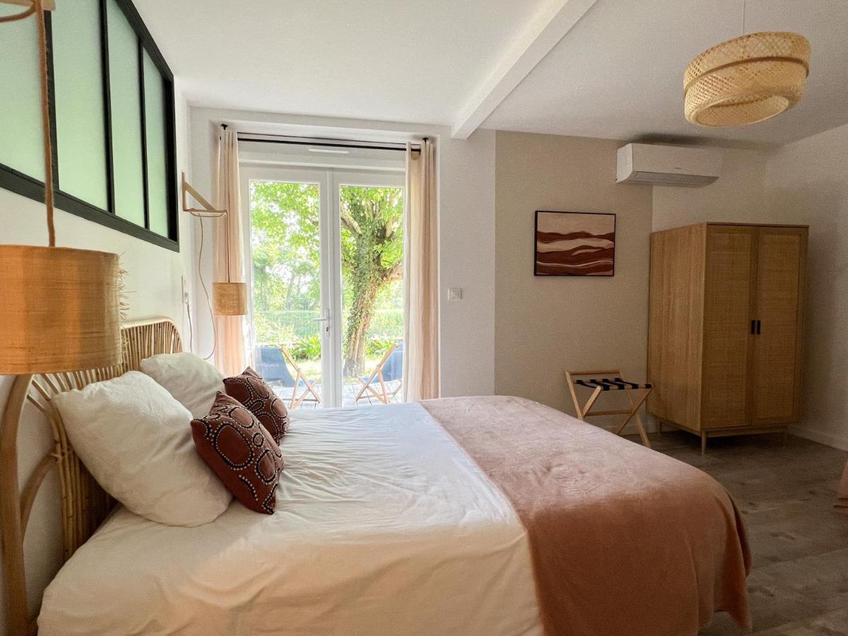 Parenthese Bed & Breakfast เลอ วิวิเยร์-ซูร์-แมร์ ภายนอก รูปภาพ