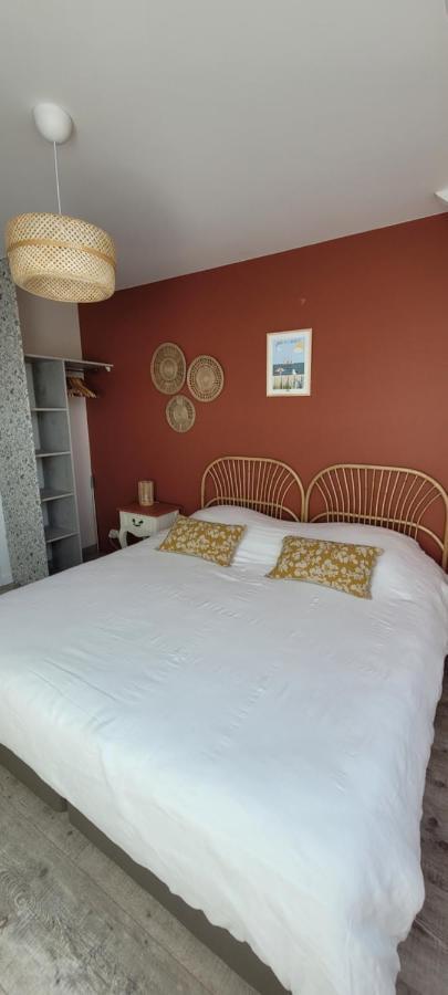 Parenthese Bed & Breakfast เลอ วิวิเยร์-ซูร์-แมร์ ภายนอก รูปภาพ